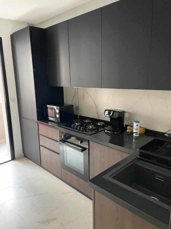 Tunis Residence California Le Kram Bagian luar foto